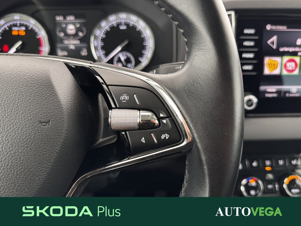 immagine usato SKODA Karoq 1.0 tsi executive 110cv