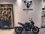 TRIUMPH Trident 660 .