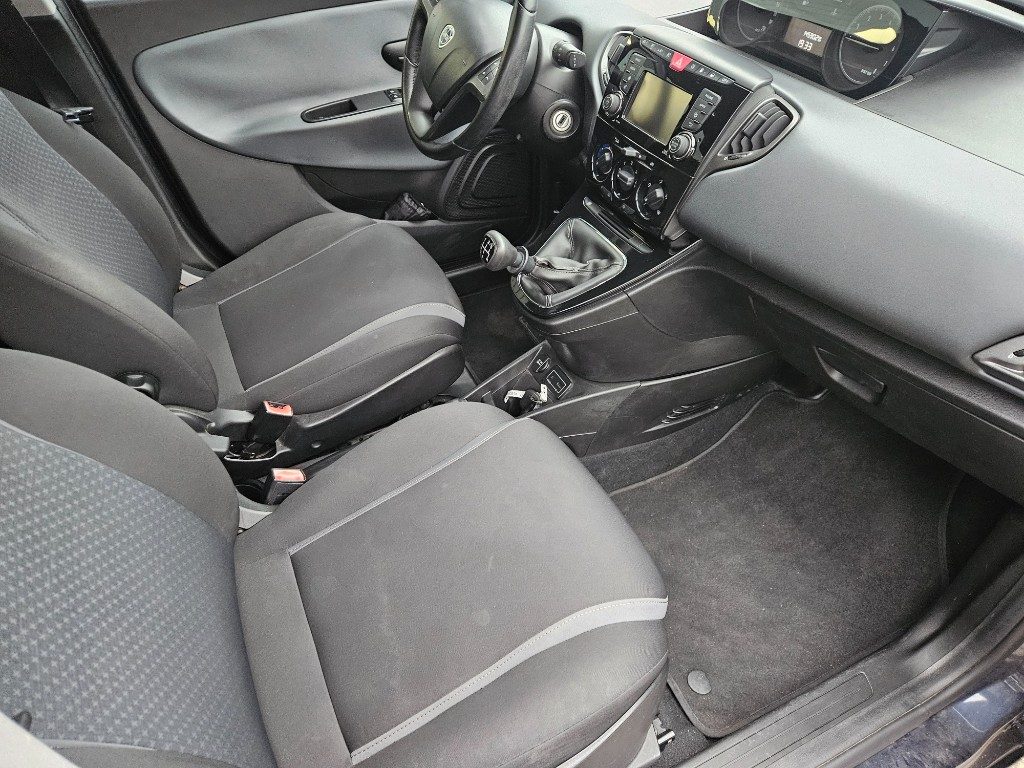 LANCIA Ypsilon 1.2 69 CV 5 porte GPL Ecochic Gold - 5