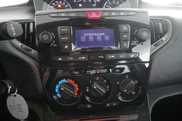 LANCIA Ypsilon usata 16