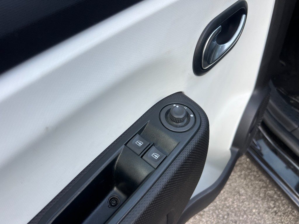 Immagine di RENAULT Twingo Electric Equilibre del 06/2023 km 14905