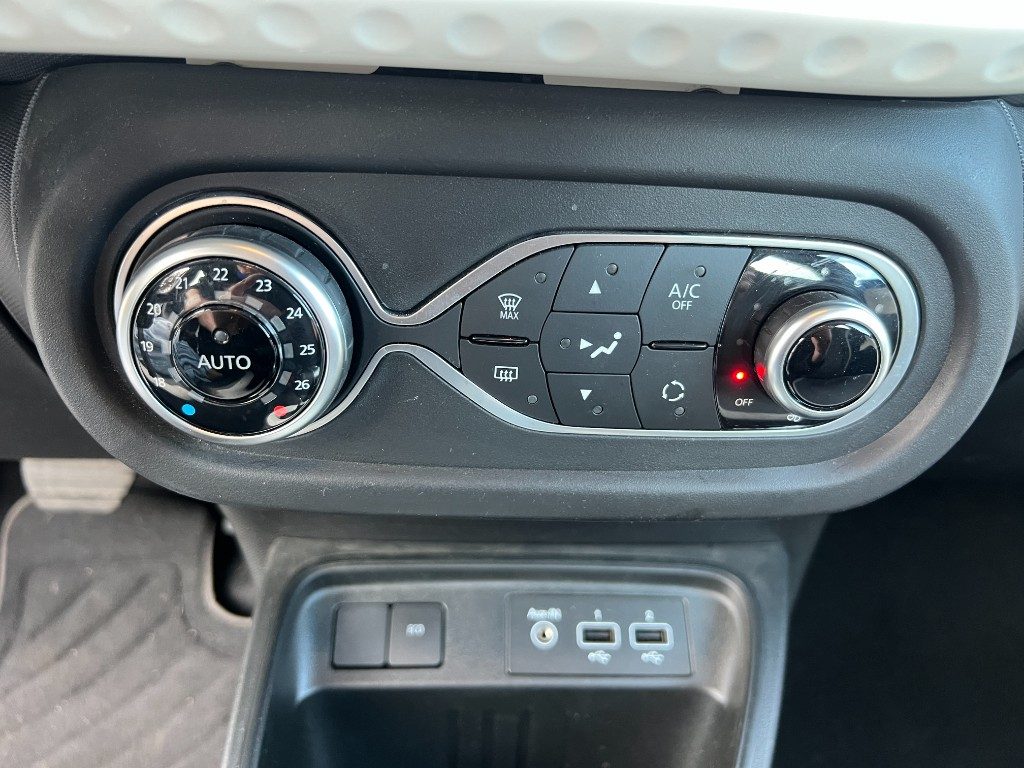 Immagine di RENAULT Twingo Electric Equilibre del 06/2023 km 14905