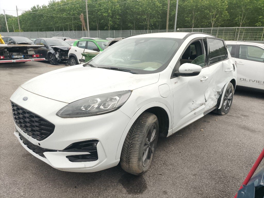 Immagine di FORD Kuga 2.5 Full Hybrid 190 CV CVT 2WD ST-Line del 01/2023 km 17940