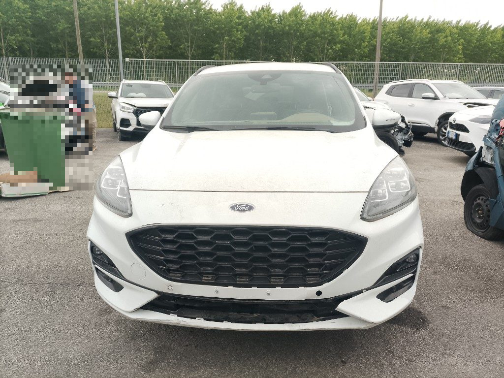 Immagine di FORD Kuga 2.5 Full Hybrid 190 CV CVT 2WD ST-Line del 01/2023 km 17940
