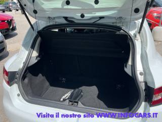 RENAULT Clio usata, con Servosterzo