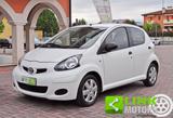 TOYOTA Aygo 1.0 5 porte Now Connect