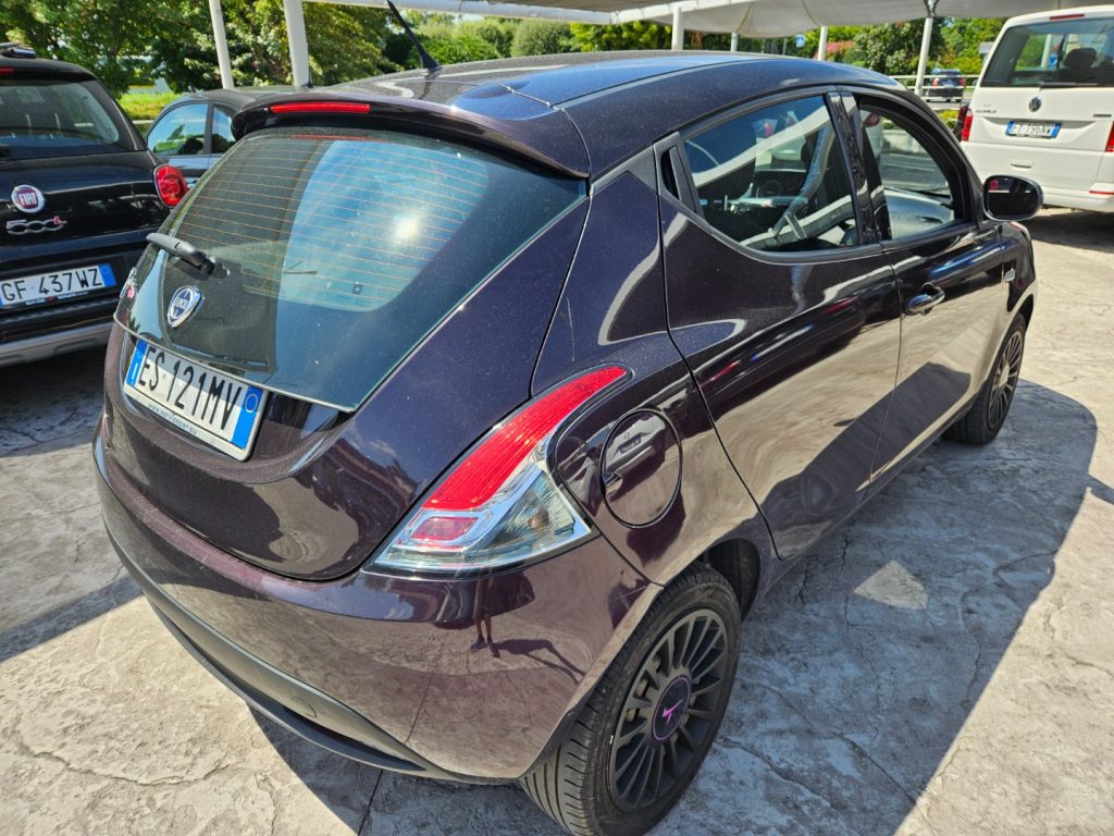 LANCIA Ypsilon 1.2 69 CV 5 porte GPL Ecochic Elefantino - 4