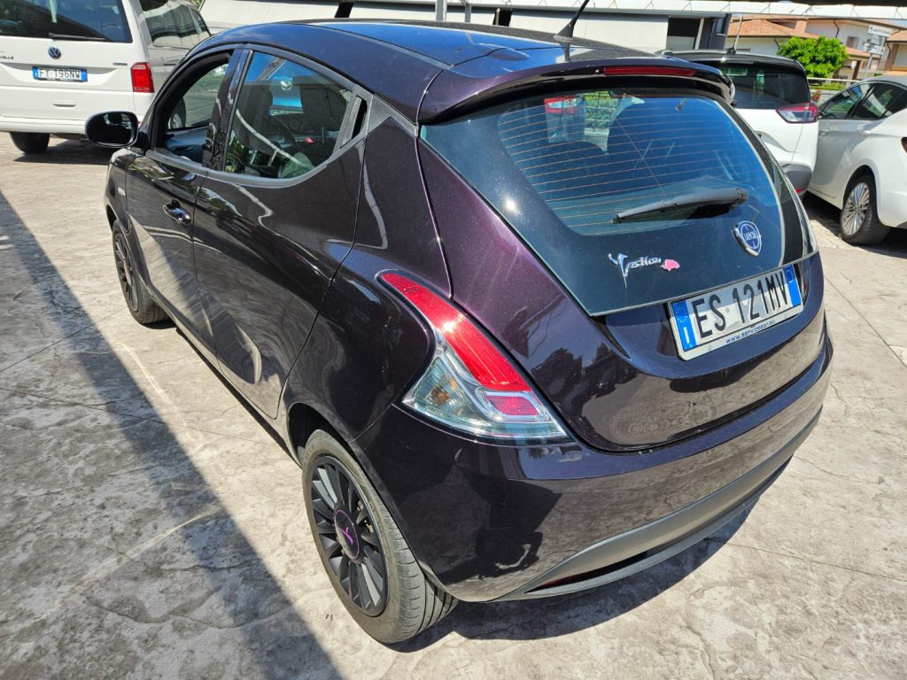 LANCIA Ypsilon 1.2 69 CV 5 porte GPL Ecochic Elefantino - 6