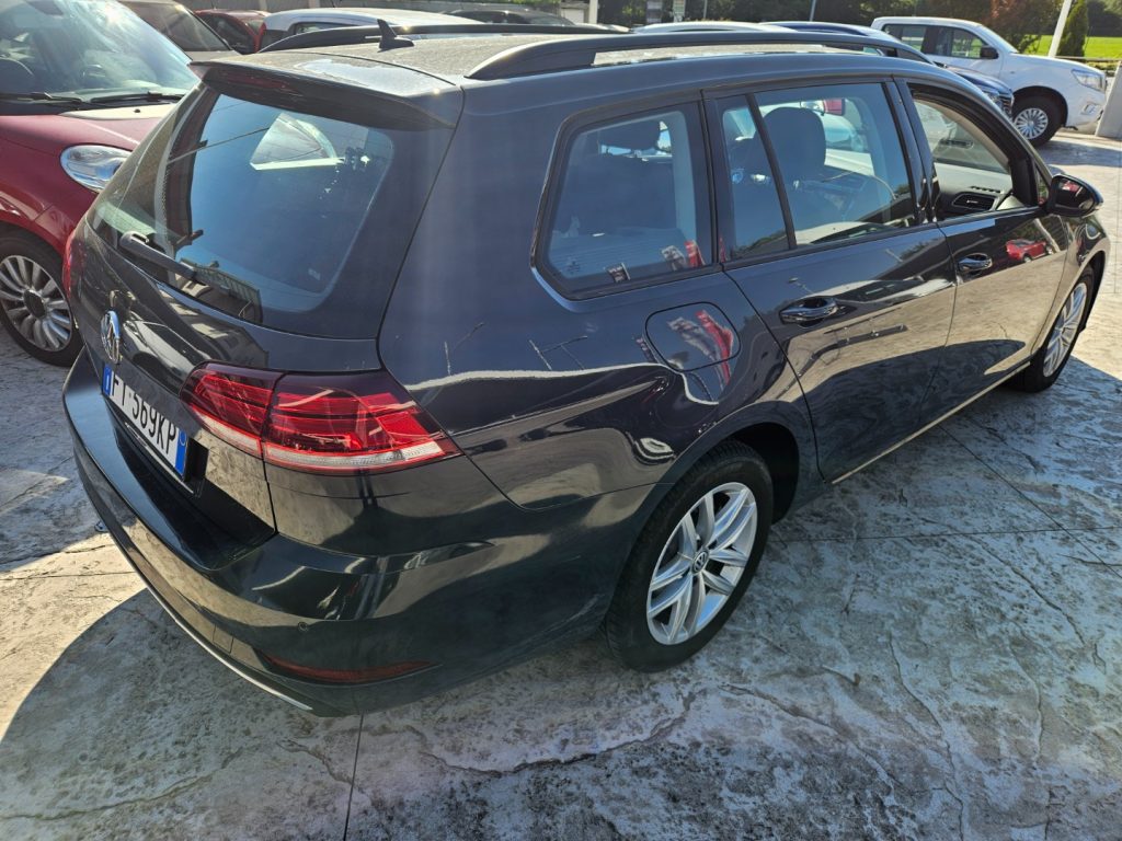 VOLKSWAGEN Golf Variant 1.6 TDI 115 CV Executive BlueMotion Technology - 5