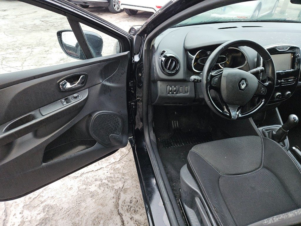 RENAULT Clio 1.5 dCi 8V 75CV 5 porte Wave - 14
