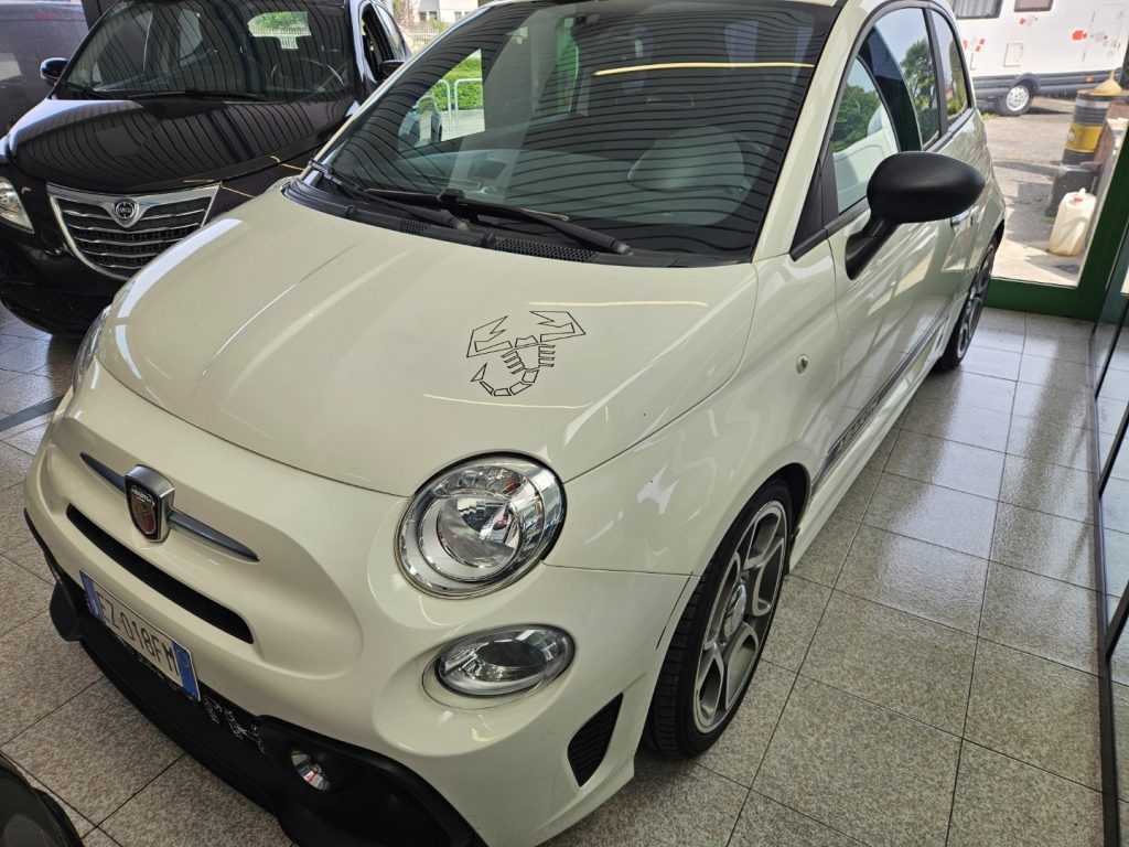 ABARTH 500 1.4 Turbo T-Jet Custom - 2