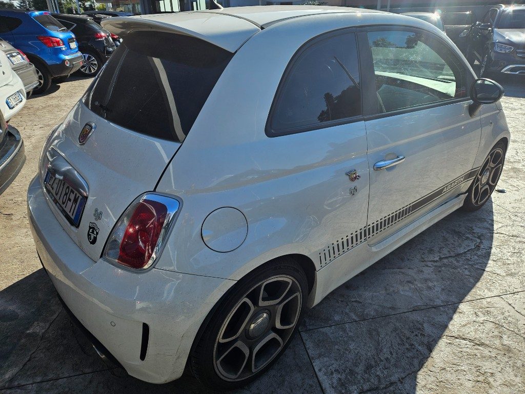 ABARTH 500 1.4 Turbo T-Jet Custom - 9