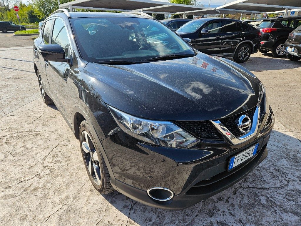 NISSAN Qashqai 1.6 dCi 4WD Tekna - 2