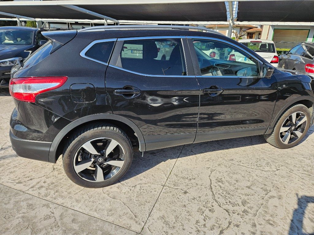 NISSAN Qashqai 1.6 dCi 4WD Tekna - 6