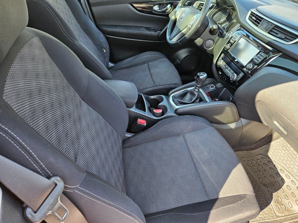 NISSAN Qashqai 1.6 dCi 4WD Tekna - 7