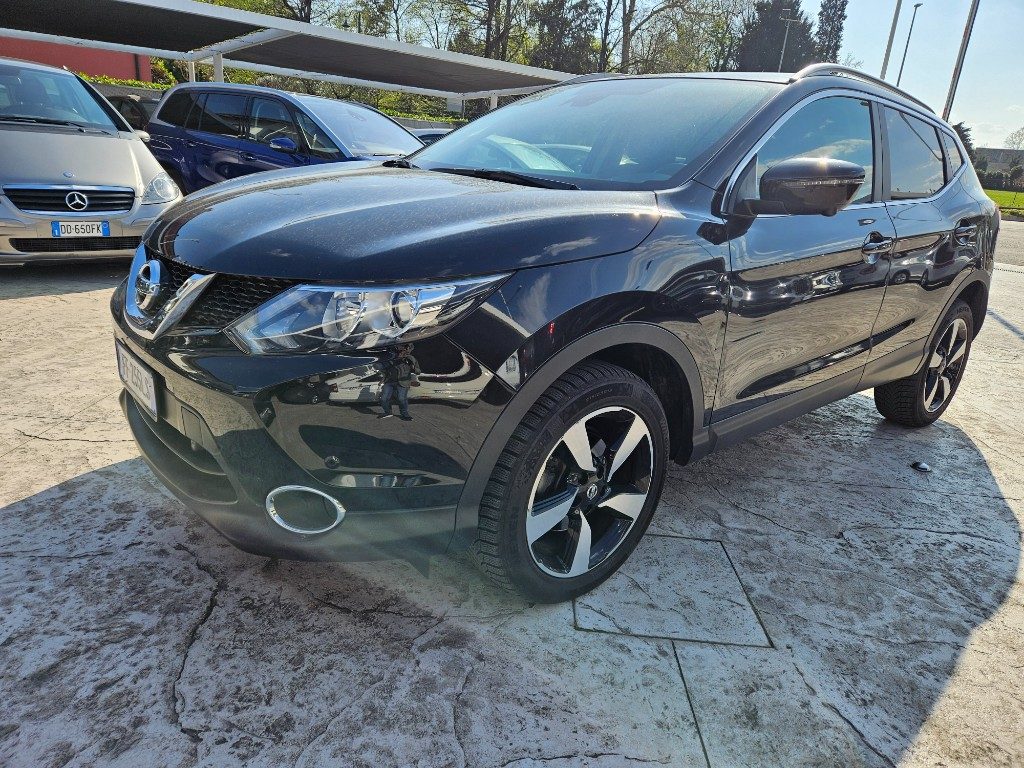 NISSAN Qashqai 1.6 dCi 4WD Tekna - 16