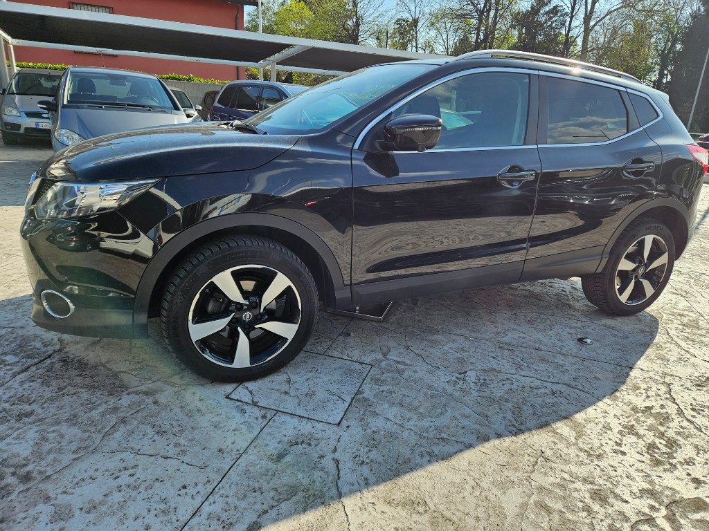 NISSAN Qashqai 1.6 dCi 4WD Tekna - 18