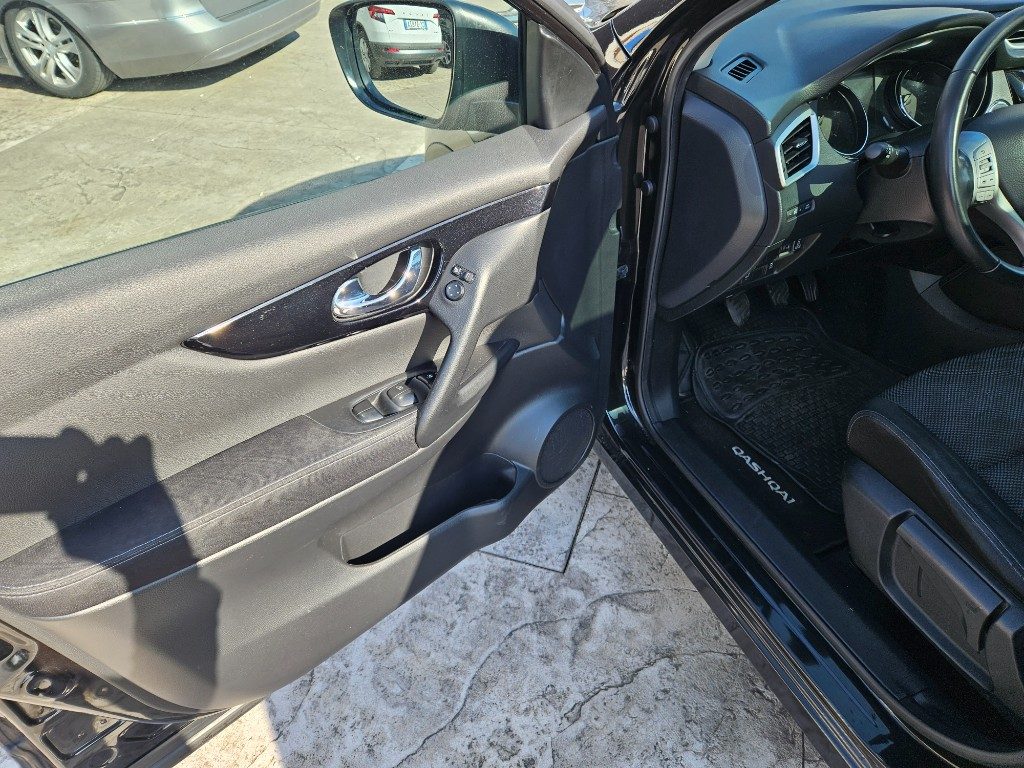 NISSAN Qashqai 1.6 dCi 4WD Tekna - 21