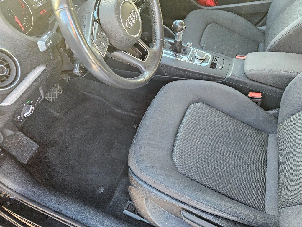 AUDI A3 SPB 35 TDI S tronic Advanced BLACK EDITION - 15