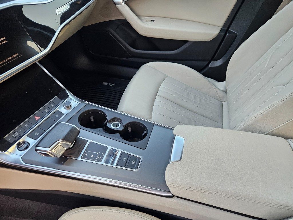 AUDI A6 45 3.0 TDI quattro ultra S tronic Business Design - 14