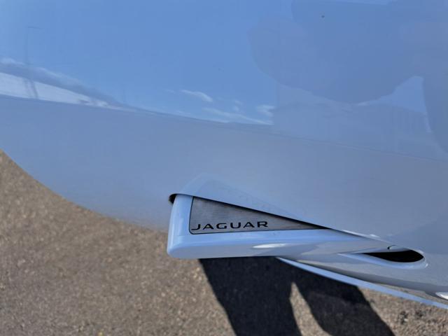 JAGUAR F-TYPE 2.0 AUT. COUPÉ R-DYNAMIC BLACK - foto 46