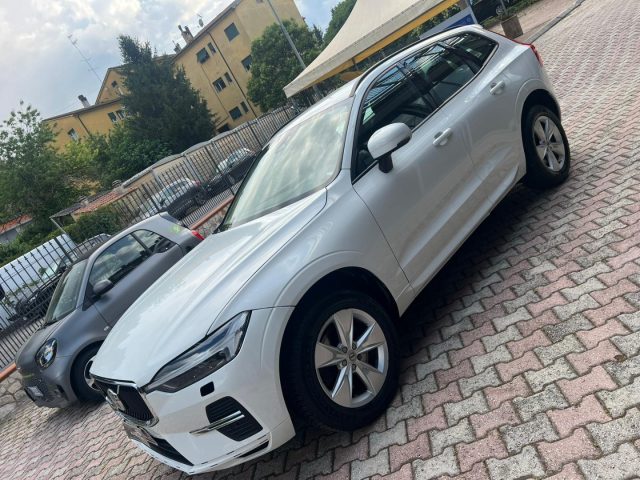 VOLVO XC60 B4 (D) AUTOMATICO CORE - foto 6