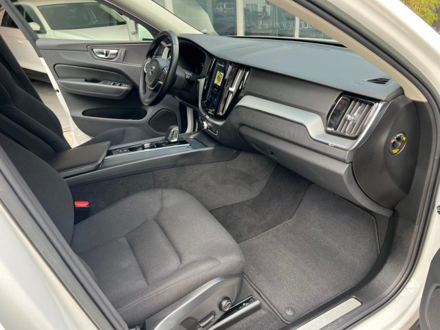 VOLVO XC60 B4 (D) AUTOMATICO CORE - foto 14