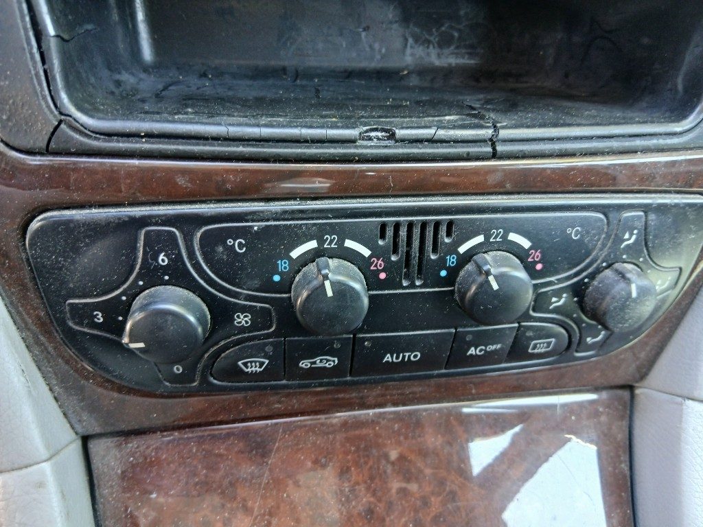 Immagine di MERCEDES-BENZ C 270 CDI cat Elegance del 07/2003 km 300477
