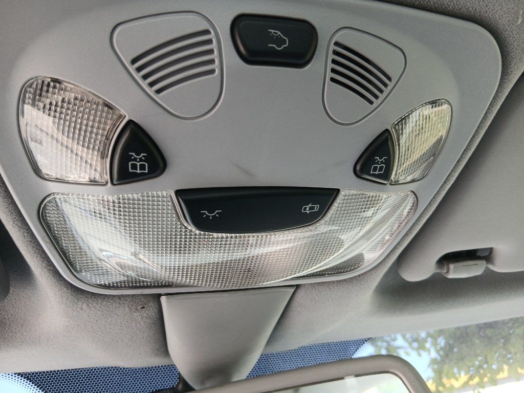 Immagine di MERCEDES-BENZ C 270 CDI cat Elegance del 07/2003 km 300477