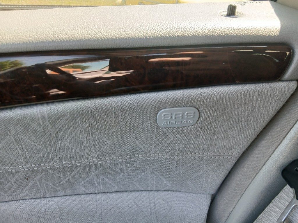 Immagine di MERCEDES-BENZ C 270 CDI cat Elegance del 07/2003 km 300477