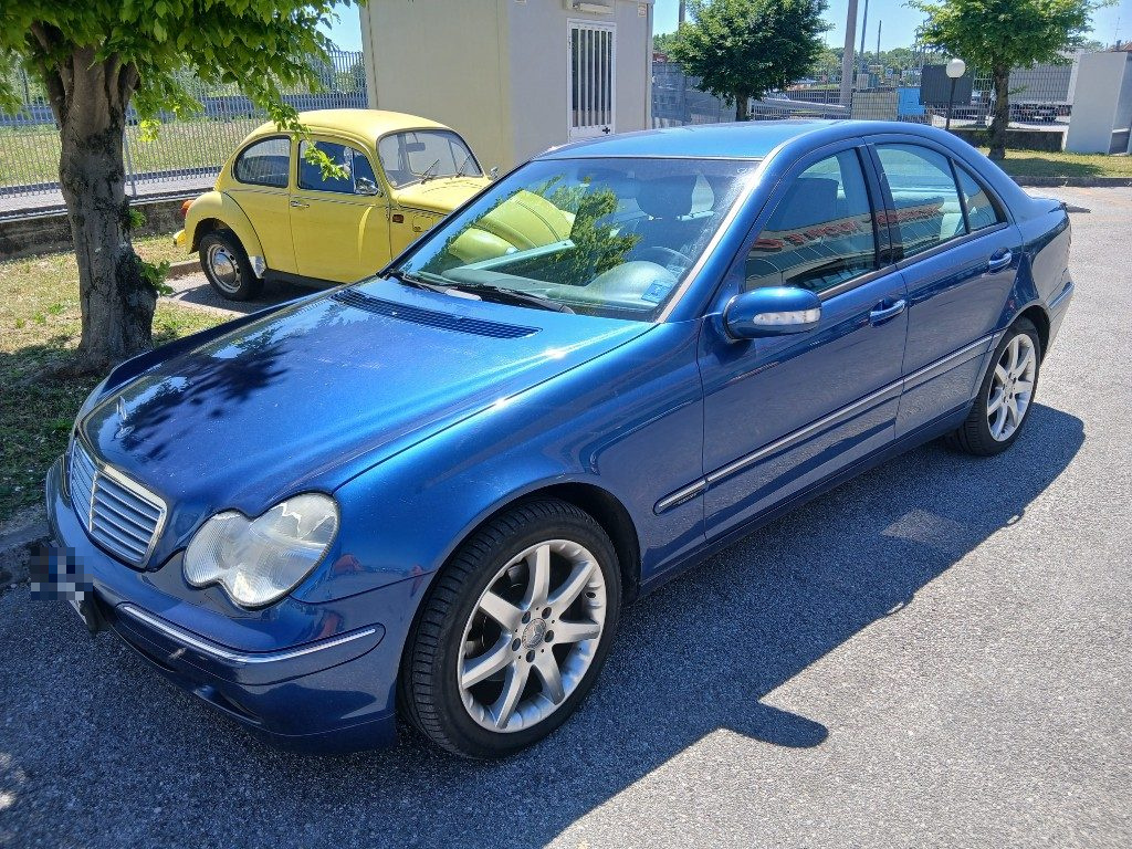 Immagine di MERCEDES-BENZ C 270 CDI cat Elegance del 07/2003 km 300477