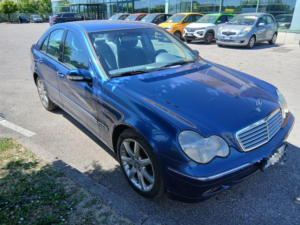 Immagine di MERCEDES-BENZ C 270 CDI cat Elegance del 07/2003 km 300477