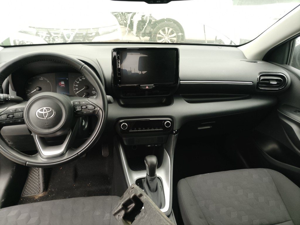 Immagine di TOYOTA Yaris 1.5 Hybrid 5 porte del 12/2024 km 22761