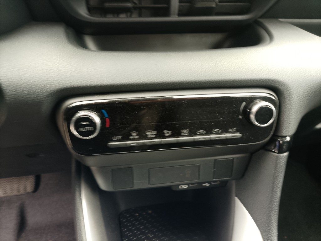 Immagine di TOYOTA Yaris 1.5 Hybrid 5 porte del 12/2024 km 22761