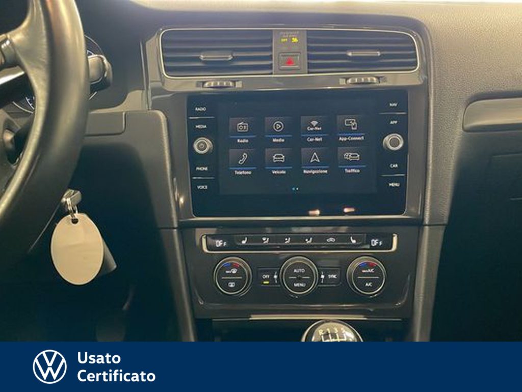 immagine usato VOLKSWAGEN Golf 5p 1.6 tdi sport 115cv