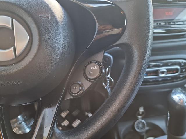 SMART FORFOUR 70 1.0 PASSION - foto 21