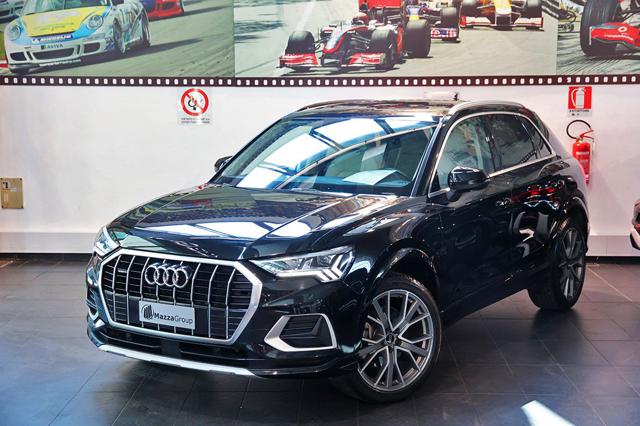 AUDI Q3 Nero Mythos metallizzato