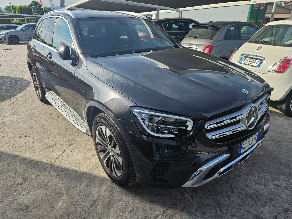 MERCEDES-BENZ GLC 220 d 4Matic Executive - 2