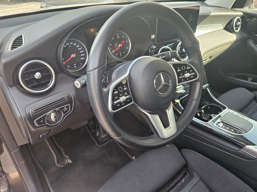 MERCEDES-BENZ GLC 220 d 4Matic Executive - 10