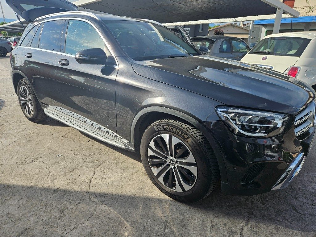 MERCEDES-BENZ GLC 220 d 4Matic Executive - 20