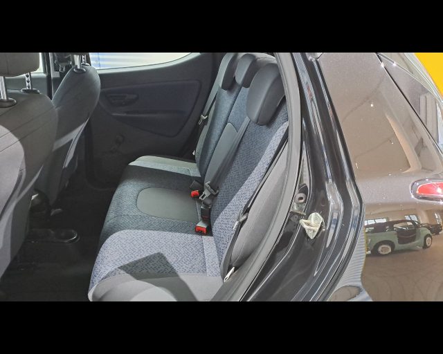 LANCIA YPSILON 1.0 FIREFLY HYBRID PLATINO S&S 7 - foto 21
