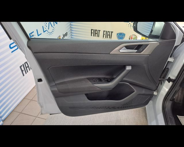 VOLKSWAGEN POLO 5P 1.0 EVO COMFORTLINE 80CV - foto 27