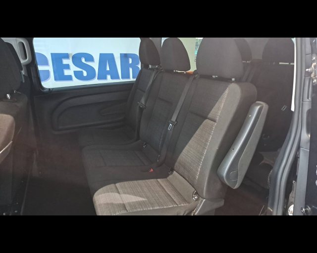 MERCEDES-BENZ VITO 114 CDI LONG TOURER PRO AUTO-DET - foto 22