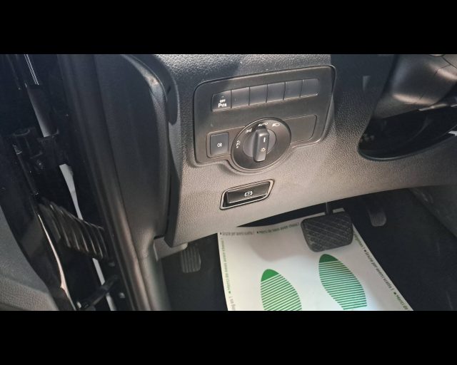 MERCEDES-BENZ VITO 114 CDI LONG TOURER PRO AUTO-DET - foto 24