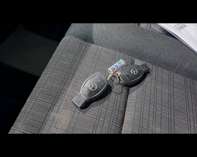 MERCEDES-BENZ VITO 114 CDI LONG TOURER PRO AUTO-DET - foto 26