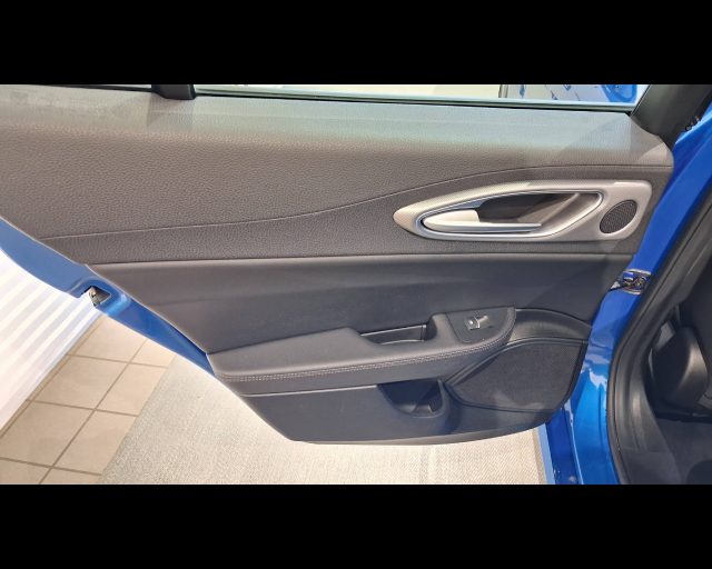 ALFA ROMEO GIULIA 2.0 T SPRINT Q4 280CV AUTO - foto 29