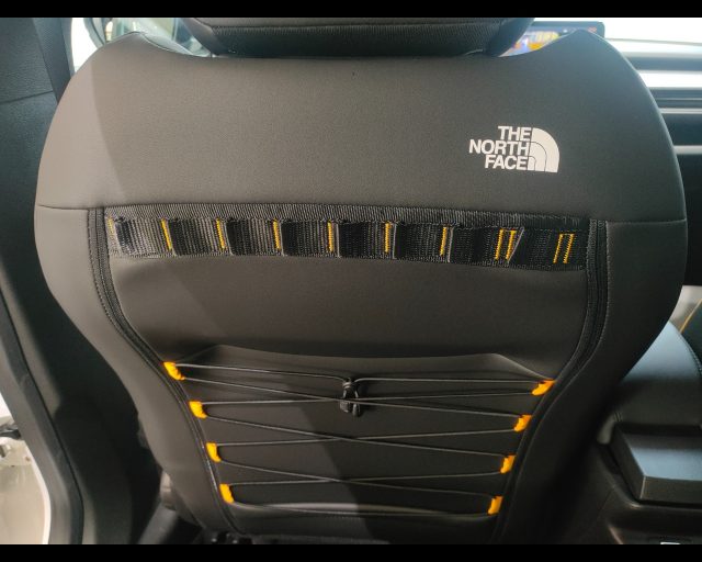 JEEP AVENGER 4XE 1.2 TURBO E-HYBRID THE NORTH - foto 27