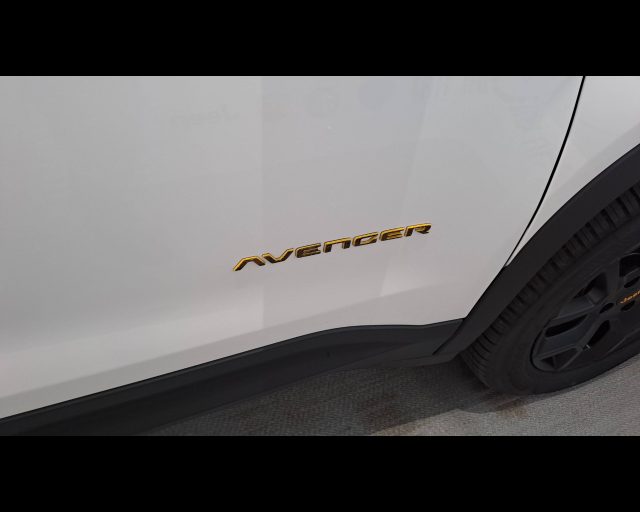 JEEP AVENGER 4XE 1.2 TURBO E-HYBRID THE NORTH - foto 35