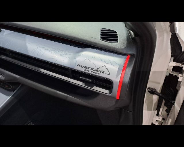 JEEP AVENGER 4XE 1.2 TURBO E-HYBRID THE NORTH - foto 39