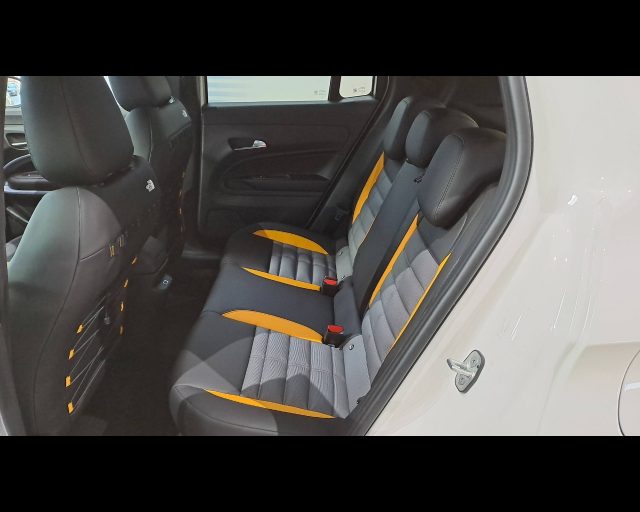 JEEP AVENGER 4XE 1.2 TURBO E-HYBRID THE NORTH - foto 40